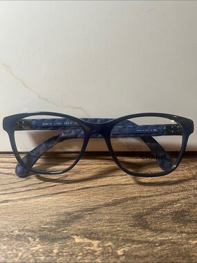 Authentic CHANEL Navy Blue Acetate Glasses with quilted Temples 3290-Q c.1021